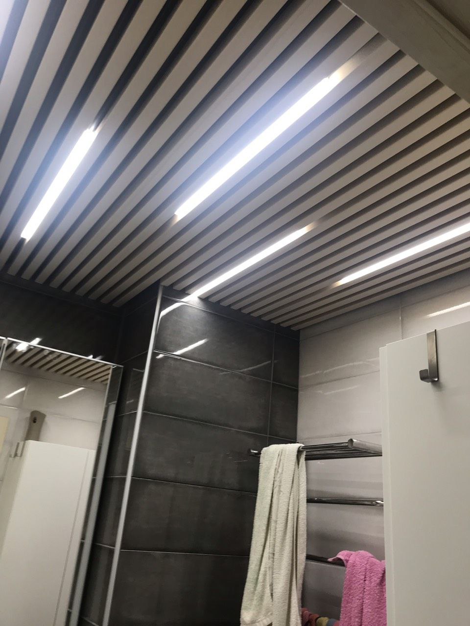 Потолок Лофт для ванной комнаты