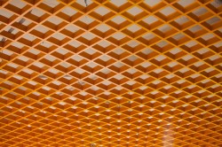 Потолок грильято 100х100 Я-RAL (h=40; b=10) ЦСС